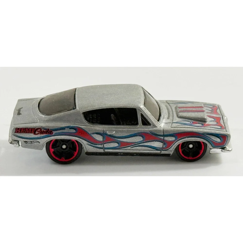 Hot Wheels Hemi Cuda Kids 1:64 Silver Red Blue Flames Muscle Car Diecast Toy